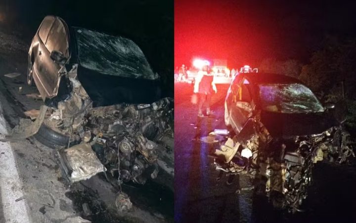 Um dos carros ficou destruído após colisão em Ipirá