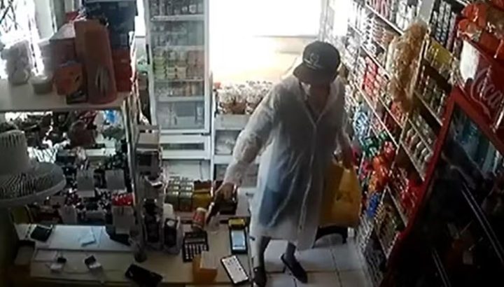 Idoso invade mercado e dispara vários tiros contra ex-cunhado