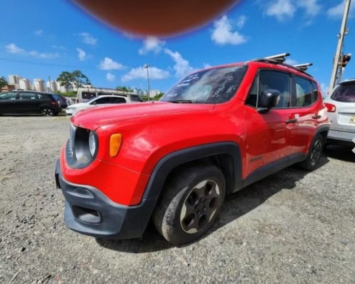 Transalvador realiza leilão online e tem Jeep Renegade com lance mínimo de R$ 9 mil