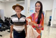 Produtor rural de 93 anos presenteia gerente do banco com galinha por bom atendimento
