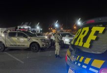 PRF e PMBA realizam operação integrada no pedágio de Simões Filho PRF e PMBA realizam operação integrada no pedágio de Simões Filho