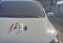 Após desobedecer ordem de parada, suspeitos quase atropelam PM e batem veículo em barranco na BA-130, em Boa Vista do Tupim Após desobedecer ordem de parada, suspeitos quase atropelam PM e bate veículo em barranco na BA-130, em Boa Vista do Tupim