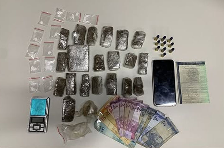 POLÍCIA MILITAR APREENDE DROGAS E MUNIÇÕES DURANTE OPERAÇÃO EM IAÇU