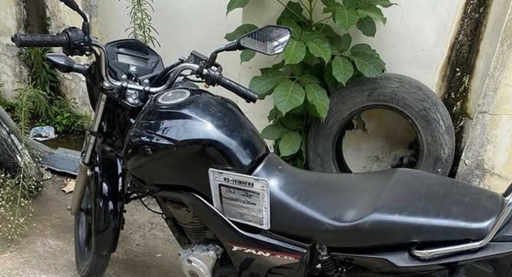 Polícia apreende motocicleta roubada em Itaberaba