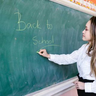 Alba aprova reajuste salarial de 5,3% para professores da rede estadual O lançamento do projeto Férias na Escola Com Mais Saber e Sabor também foi divulgado e acontecerá entre 13 e 31 de janeiro nas escolas estaduais de toda a Bahia