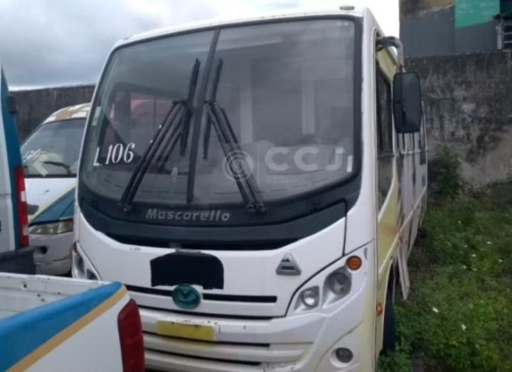 Governo da Bahia realiza leilão de Carros, motos, micro-ônibus