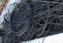 Neoenergia Coelba remove cerca de 2,3 toneladas de cabos de telefonia e internet durante a Operação Gatonet em Itaberaba Operação Gatonet em Itaberaba