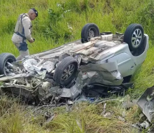 Policial militar morre após homem causar acidente ao fugir de uma blitz Policial militar morre após homem causar acidente ao fugir de uma blitz
