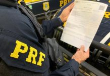 PRF prende homem por dívida de pensão alimentícia na BR-324 PRF prende homem por dívida de pensão alimentícia na BR-324