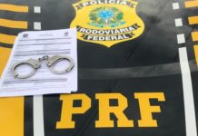 Passageiro é detido durante fiscalização de ônibus na BR-242