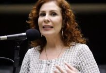 Alexandre de Moraes vota por condenar Carla Zambelli e hacker Delgatti a mais de 10 anos de prisão