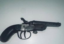 Homem é detido com arma de fogo durante operação policial em Itatim Homem é detido com arma de fogo durante operação policial em Itatim