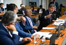 Senado aprova projeto que proíbe atletas e influencers em anúncio de bets