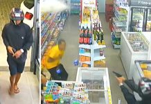 Jovem é morto a tiros dentro de estabelecimento comercial