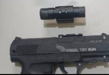 Homem é flagrado com simulacro de arma de fogo durante São João de Itaberaba