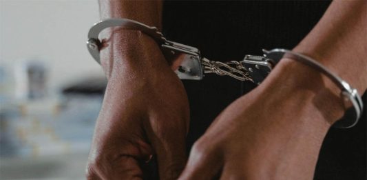 Policia captura dois foragidos por homicídio ocorrido em Iaçu