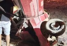 Quatro pessoas da mesma família que voltavam de velório morrem após batida entre carro e caminhonete