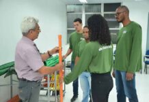 Curso gratuito da Escola de Eletricistas inscreve até dia 30 em três cidades