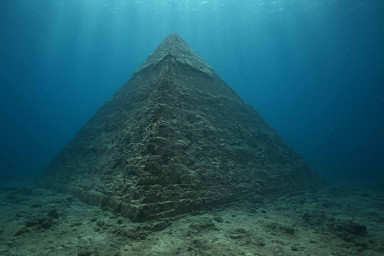 Pirâmides Antigas São Encontradas no Fundo do Oceano Atlântico e Intrigam Pesquisadores