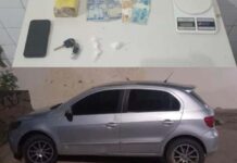 RONDESP Chapada prende suspeito de tráfico de drogas em Ruy Barbosa RONDESP Chapada prende suspeito de tráfico de drogas em Ruy Barbosa; veículo tinha restrição de roubo