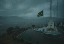 Inmet emite alerta de perigo potencial para chuvas intensas para mais de 200 cidades Inmet emite alerta de chuvas intensas para mais de 260 cidades baianas