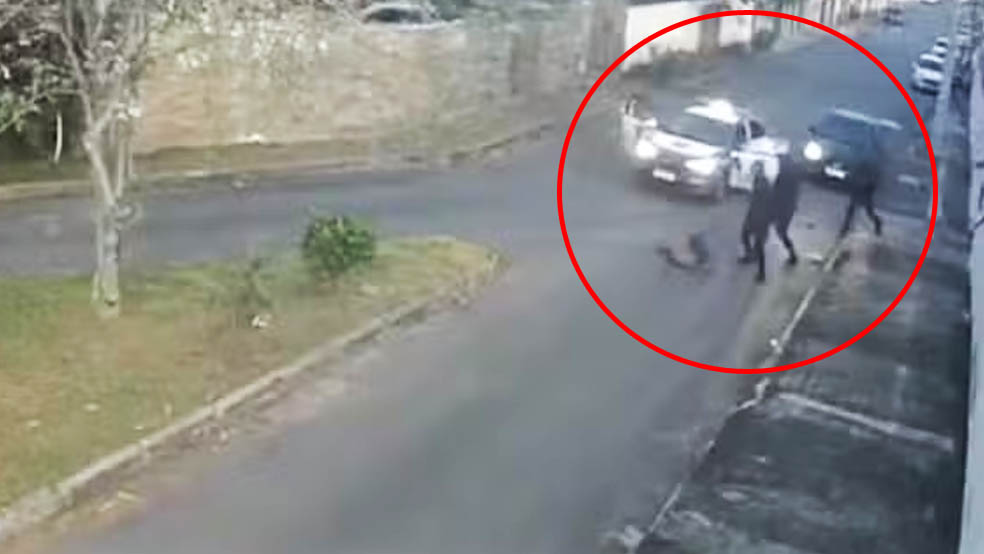 Homem é agredido com socos e chutes por guardas municipais em Salvador