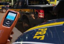 PRF prende motorista por embriaguez ao volante na BR-242 PRF prende motorista por embriaguez ao volante na BR-242