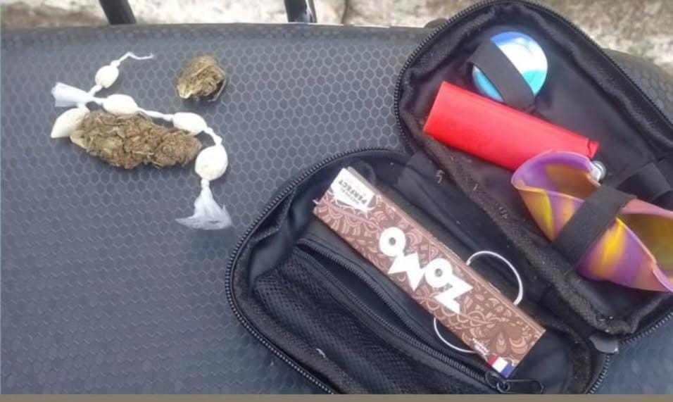 Policia apreende drogas durante Operação Entardecer Seguro em Firmino Alves