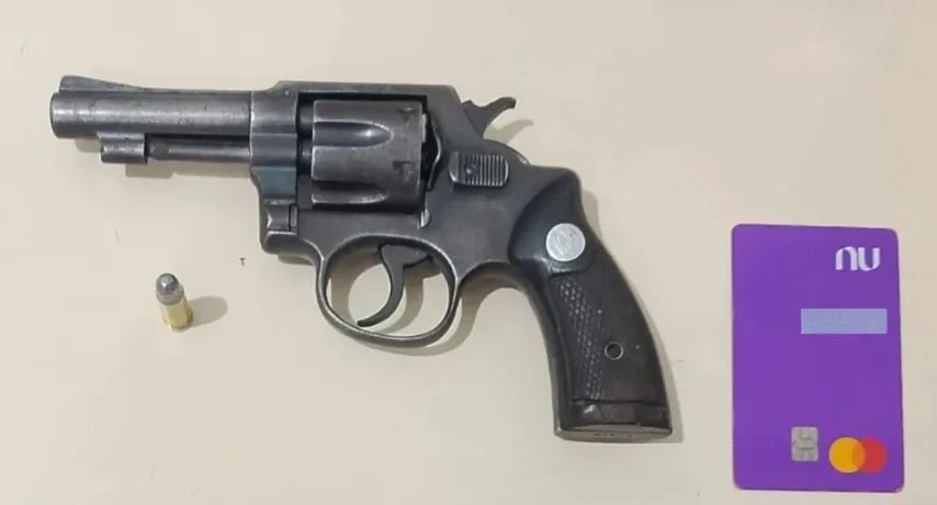 Homem é preso em flagrante por roubo à mão armada em Barreiras na noite de sábado