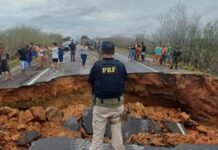 Dnit e Seinfra avançam na recuperação da BR 116 entre Araci e Tucano Dnit e Seinfra avançam na recuperação da BR 116 entre Araci e Tucano