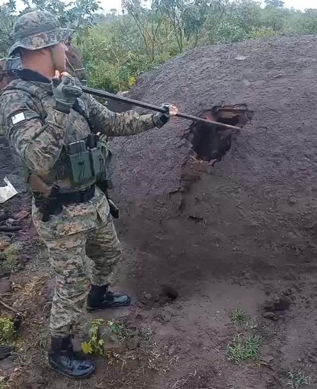 Policia desativa forno usado para produção ilegal de carvão vegetal em Ibicaraí