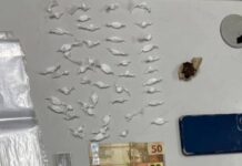 CIPE-Central prende dois homens por tráfico de drogas durante Operação Sentinela do Sol em Itagi CIPE-Central prende dois homens por tráfico de drogas durante Operação Sentinela do Sol em Itagi