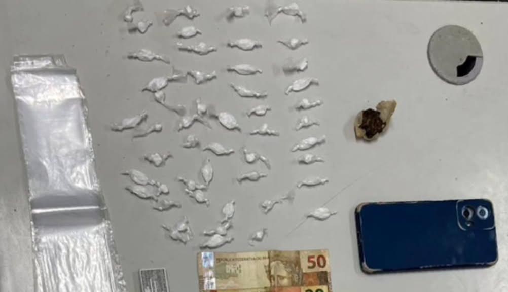 CIPE-Central prende dois homens por tráfico de drogas durante Operação Sentinela do Sol em Itagi