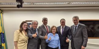 Em Brasília, Jerônimo Rodrigues debate prioridades na segurança, saúde e agricultura familiar com deputados federais da bancada baiana Em Brasília, Jerônimo Rodrigues debate prioridades na segurança, saúde e agricultura familiar com deputados federais da bancada baiana