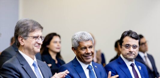 Governador Jerônimo Rodrigues participa da posse do procurador-geral da Bahia na presidência do CNPG Governador Jerônimo Rodrigues participa da posse do procurador-geral da Bahia na presidência do CNPG