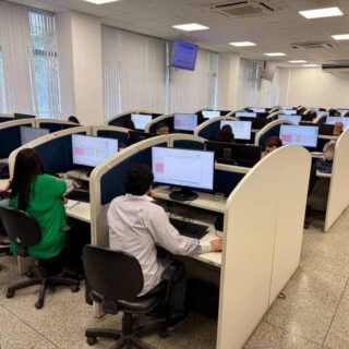 Mutirão de regulação garante 1.423 pacientes regulados em 24 horas na Bahia Mutirão de regulação garante 1.423 pacientes regulados em 24 horas na Bahia