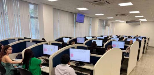 Mutirão de regulação garante 1.423 pacientes regulados em 24 horas na Bahia Mutirão de regulação garante 1.423 pacientes regulados em 24 horas na Bahia