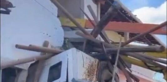 Grave acidente de trânsito deixa mortos na zona rural de Palmeiras, na Chapada Diamantina Grave acidente de trânsito deixa mortos na zona rural de Palmeiras, na Chapada Diamantina