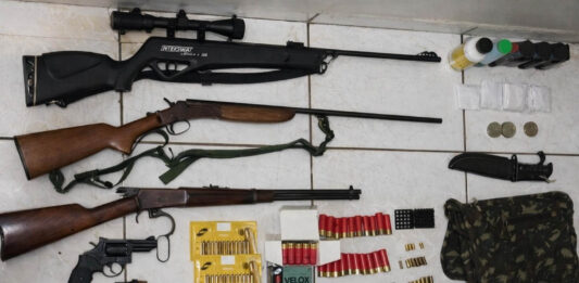 Policia apreende armas de fogo durante ação em Sobradinho Policia apreende armas de fogo durante ação em Sobradinho