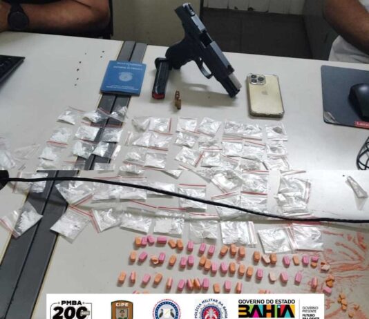 Cipe Chapada prende homem com drogas, arma de fogo e motocicleta roubada em Itatim Cipe Chapada prende homem com drogas, arma de fogo e motocicleta roubada em Itatim