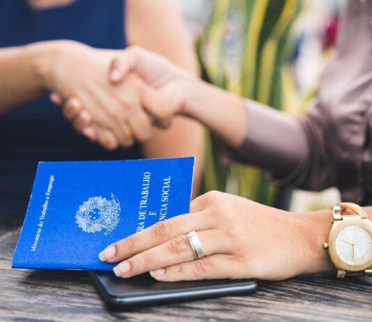 SineBahia oferece vagas de emprego para Repositor de Mercadorias e Mecânico em Ipirá SineBahia oferece vagas de emprego para Repositor de Mercadorias e Mecânico em Ipirá