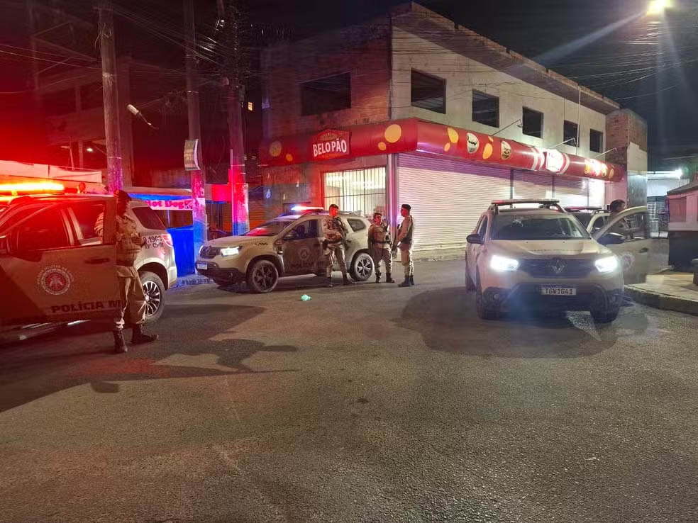Três funcionários de empresa de internet são mortos a tiros em Salvador