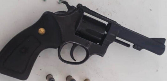 Homem, com mandados de prisão em aberto é preso em Itaberaba Homem, com mandados de prisão em aberto é preso em Itaberaba