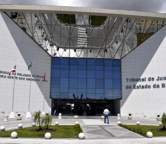 Após mobilização da OAB-BA, TJBA lança concurso para juiz substituto com 100 vagas Após mobilização da OAB-BA, TJBA lança concurso para juiz substituto com 100 vagas