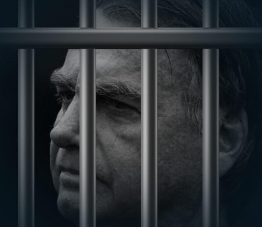Bolsonaro completa dois meses preso; faltam 27 anos e 1 mês para ganhar a liberdade Bolsonaro completa dois meses preso; faltam 27 anos e 1 mês para ganhar a liberdade