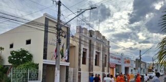 Incêndio atinge camara de vereadores em Itaberaba