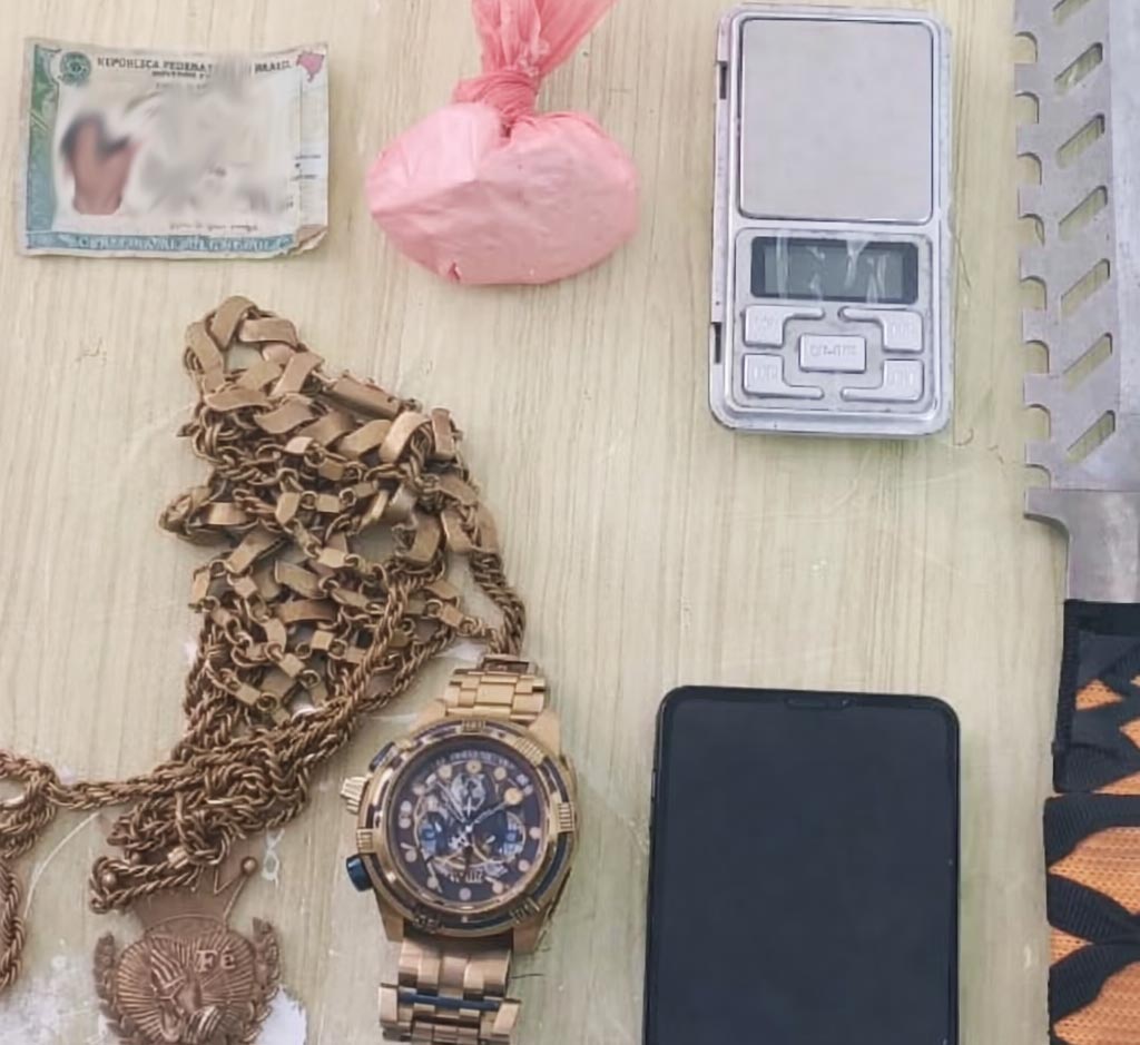 Cipe Chapada apreende drogas durante patrulhamento em Ruy Barbosa