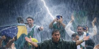 Queda de raio provoca pânico em ato convocado por Nikolas Ferreira em Brasília e deixa mais de 20 feridos