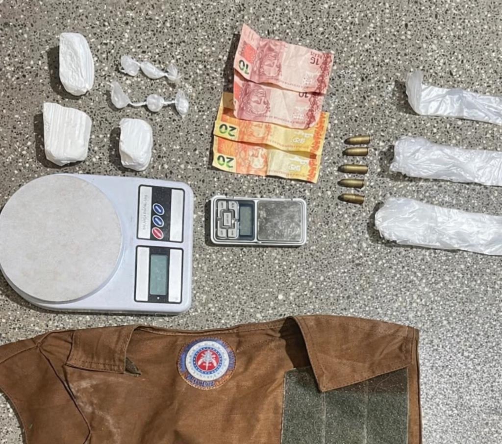 Cipe Chapada apreende quase 1 kg de cocaína durante ação em Tanquinho de Lençóis, na Chapada Diamantina