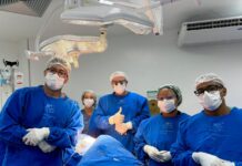 Hospital do Subúrbio realiza cirurgia de escoliose com técnica inédita no Brasil Hospital do Subúrbio realiza cirurgia de escoliose com técnica inédita no Brasil